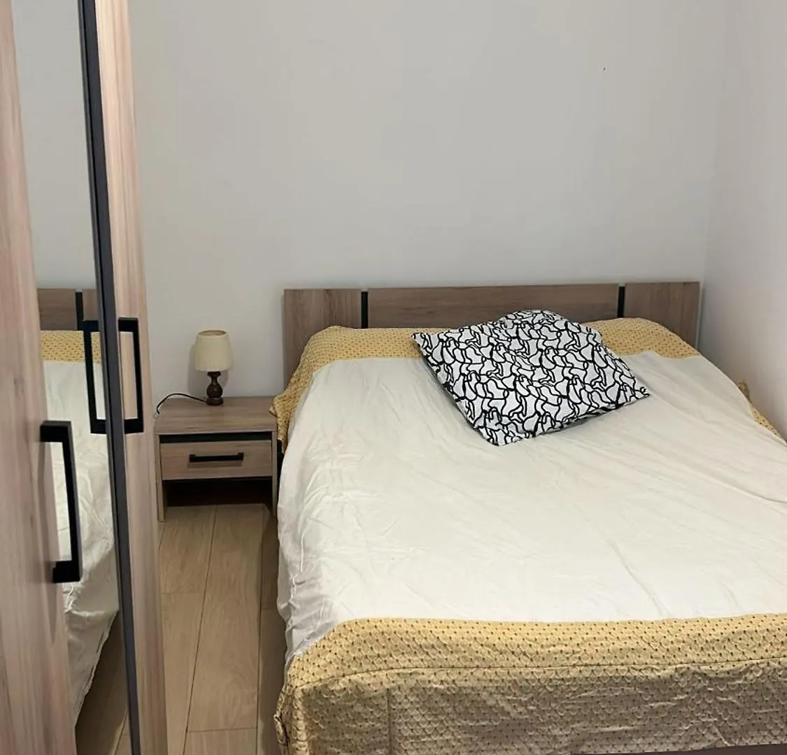 Apartment Appartement Moderne Avec Terrasse - Avenue Foch, Paris 75016